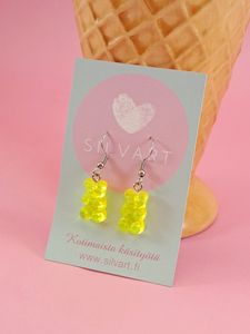 Nallekarkki-korvakorut