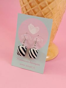 Piparminttu-korvakorut, lakritsi