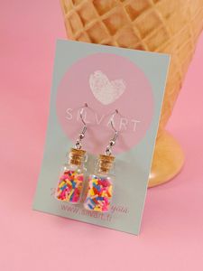 Strösselit pullossa-korvakorut