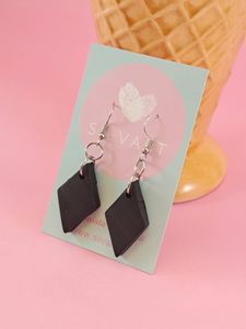 Apteekkarin salmiakki-korvakorut