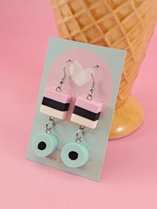 Englanninlaku-tuplakorvakorut